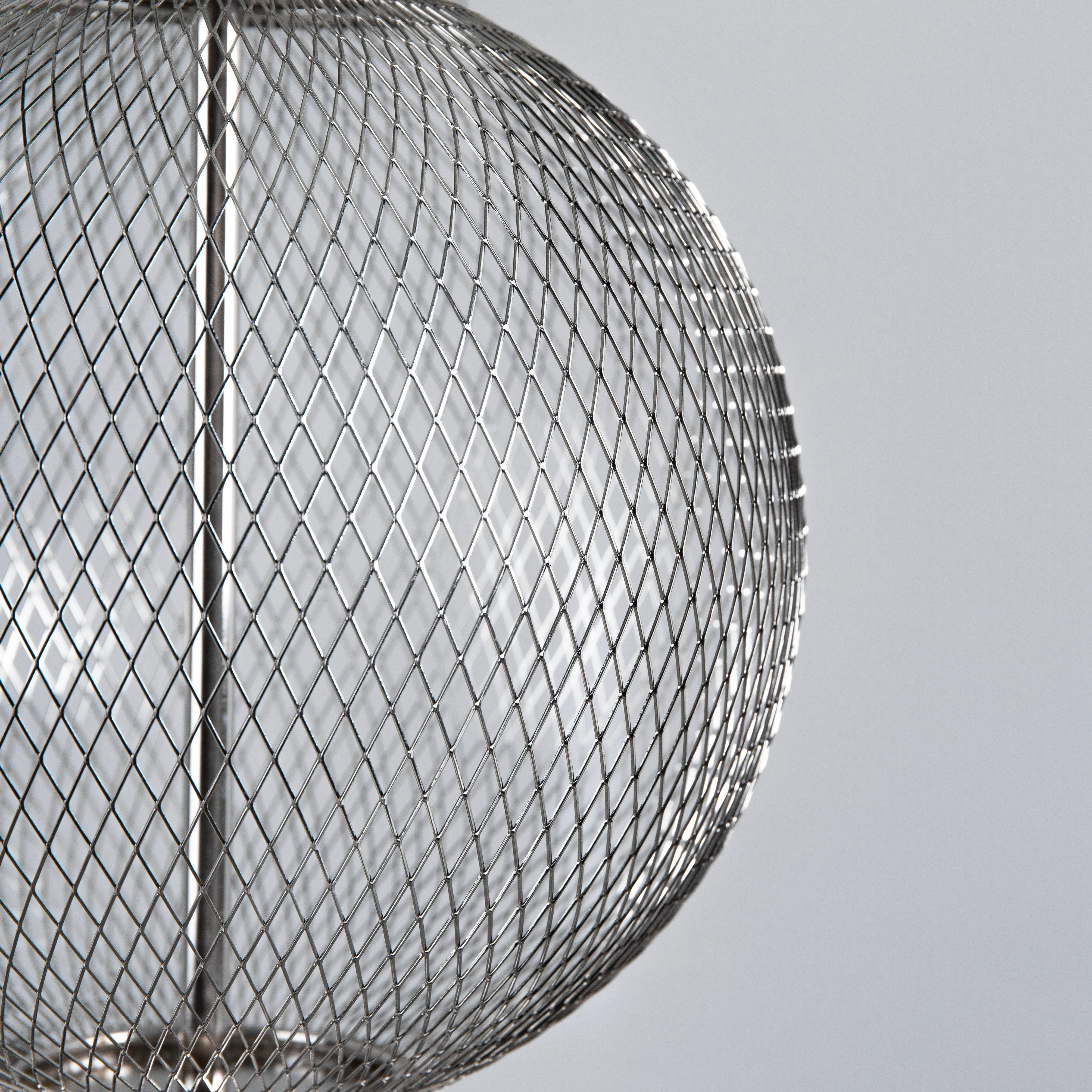 Athens White Wire Mesh Table Lamp