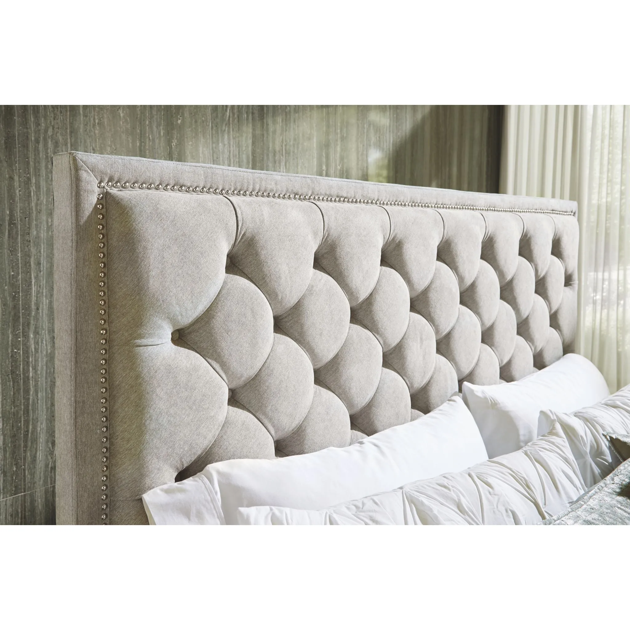 Bellvern-Exclusive Upholstered Bed