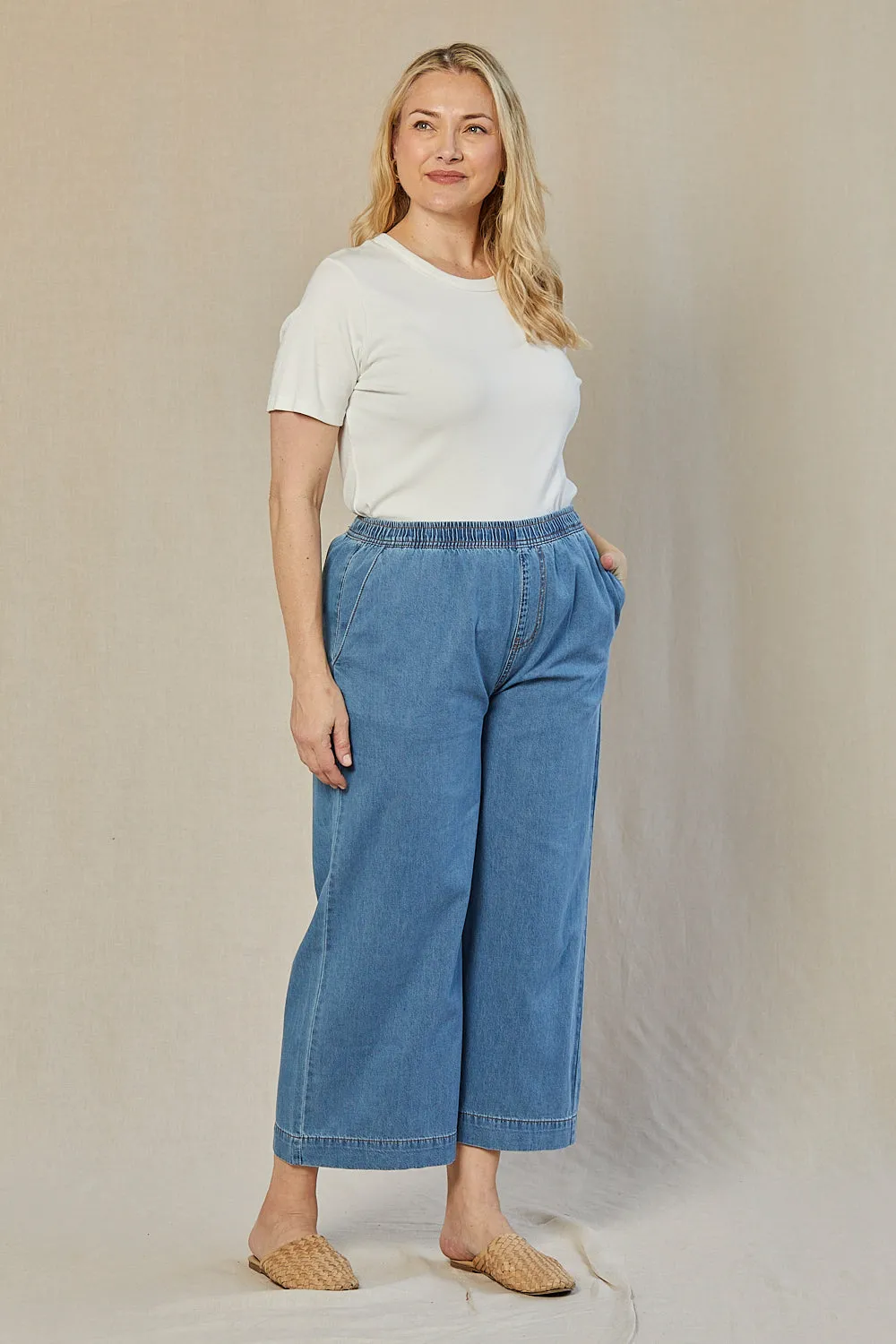 Breezy Petite Length Relaxed Chambray Pant in Light Wash