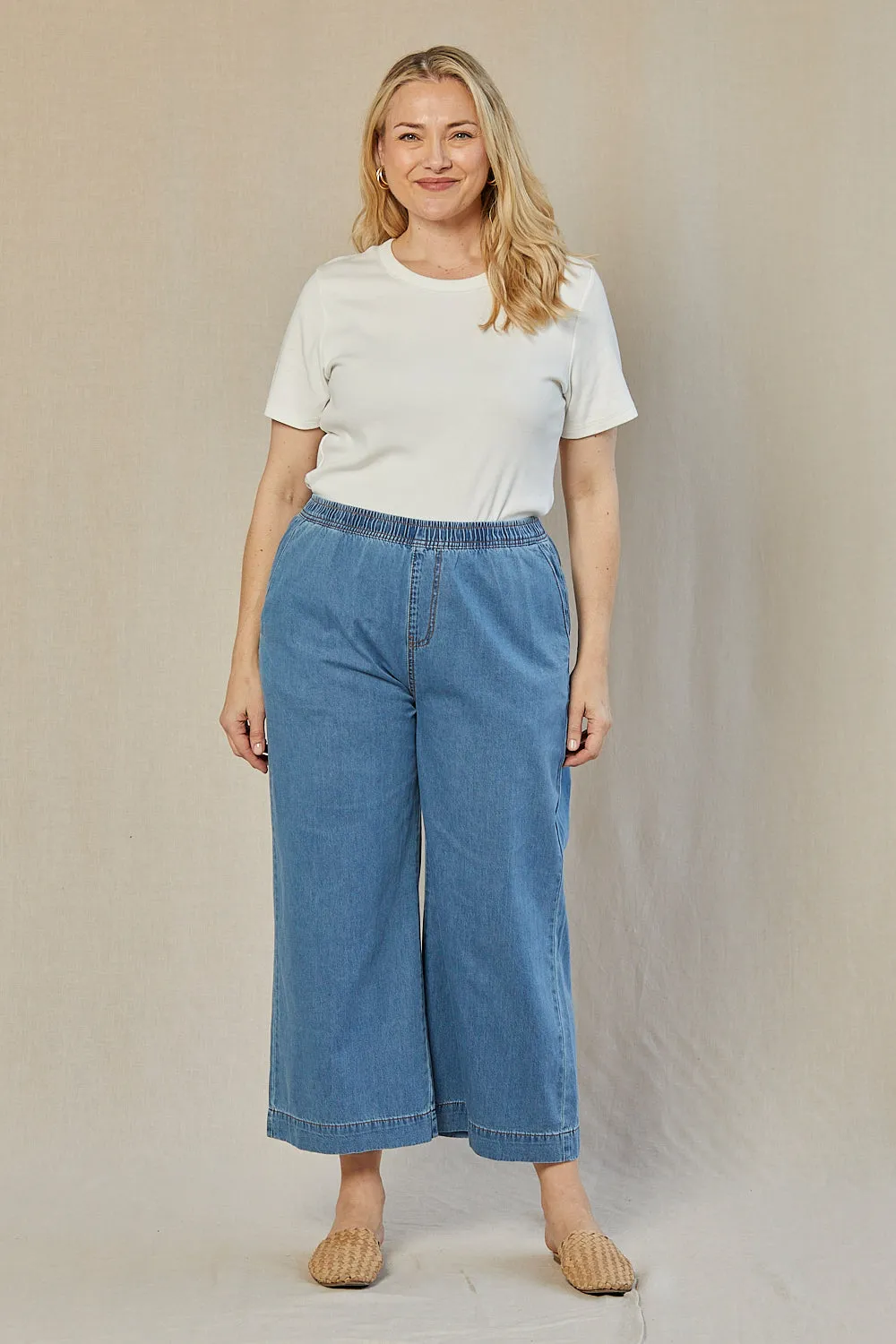 Breezy Petite Length Relaxed Chambray Pant in Light Wash