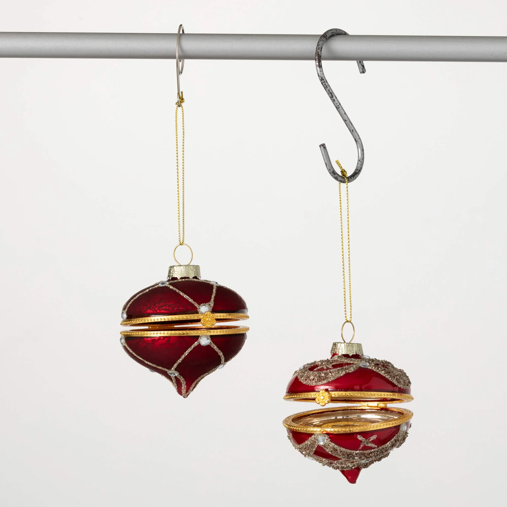 Dark Red Box Ornament Set