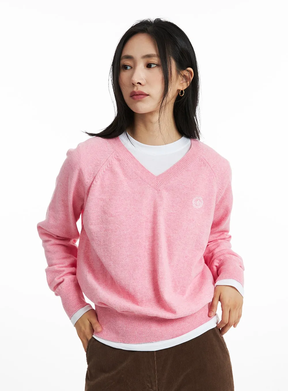 Embroidered Fit V-Neck Sweater OO323