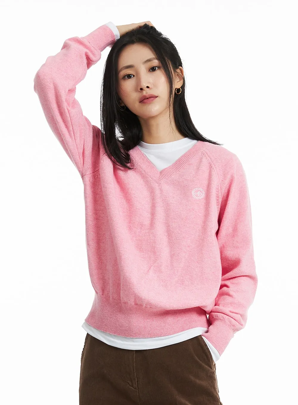 Embroidered Fit V-Neck Sweater OO323