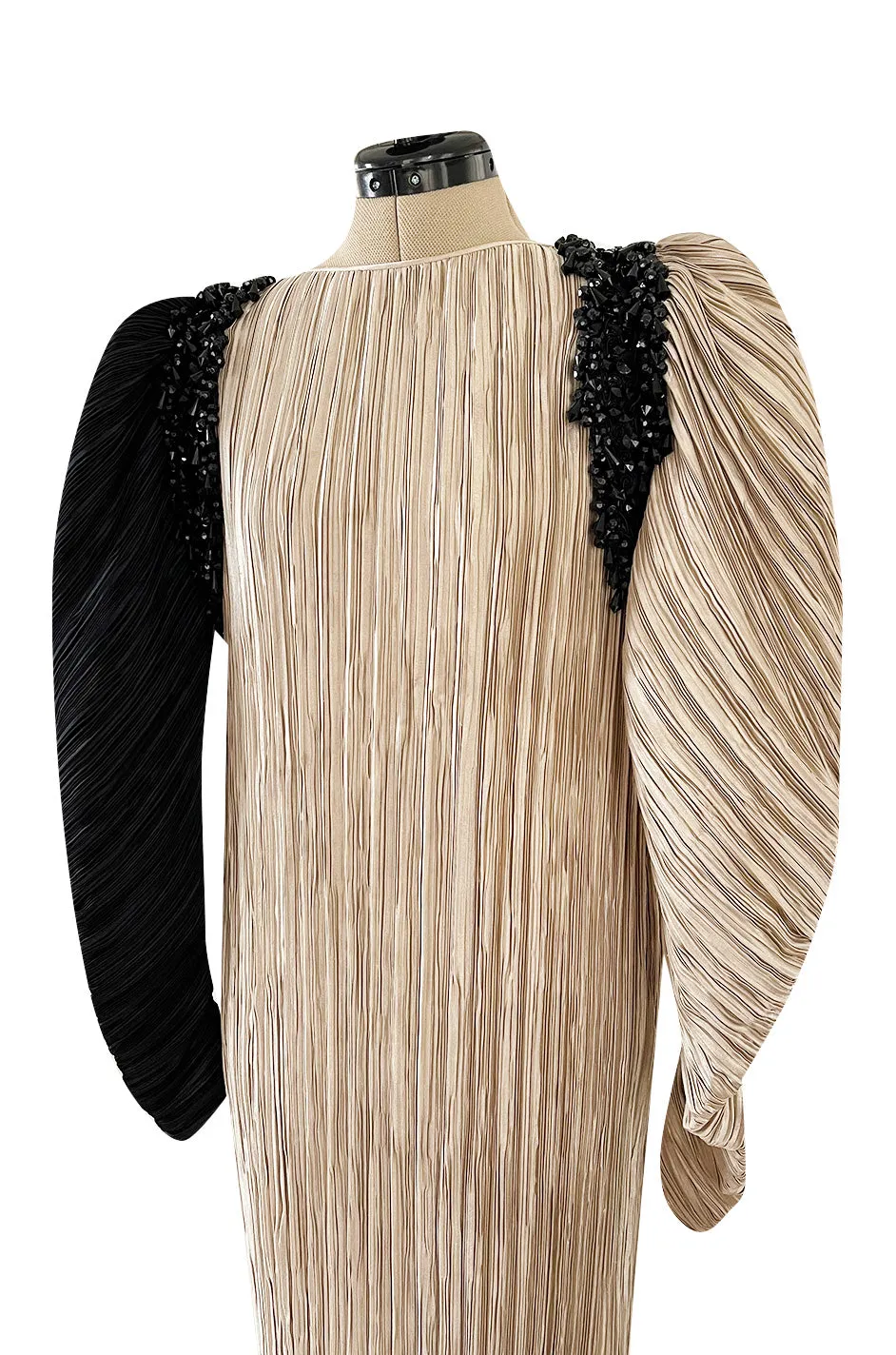 Fall 1980 Mary McFadden Pleated Two Colour Sleeve Dress w Bead Detail