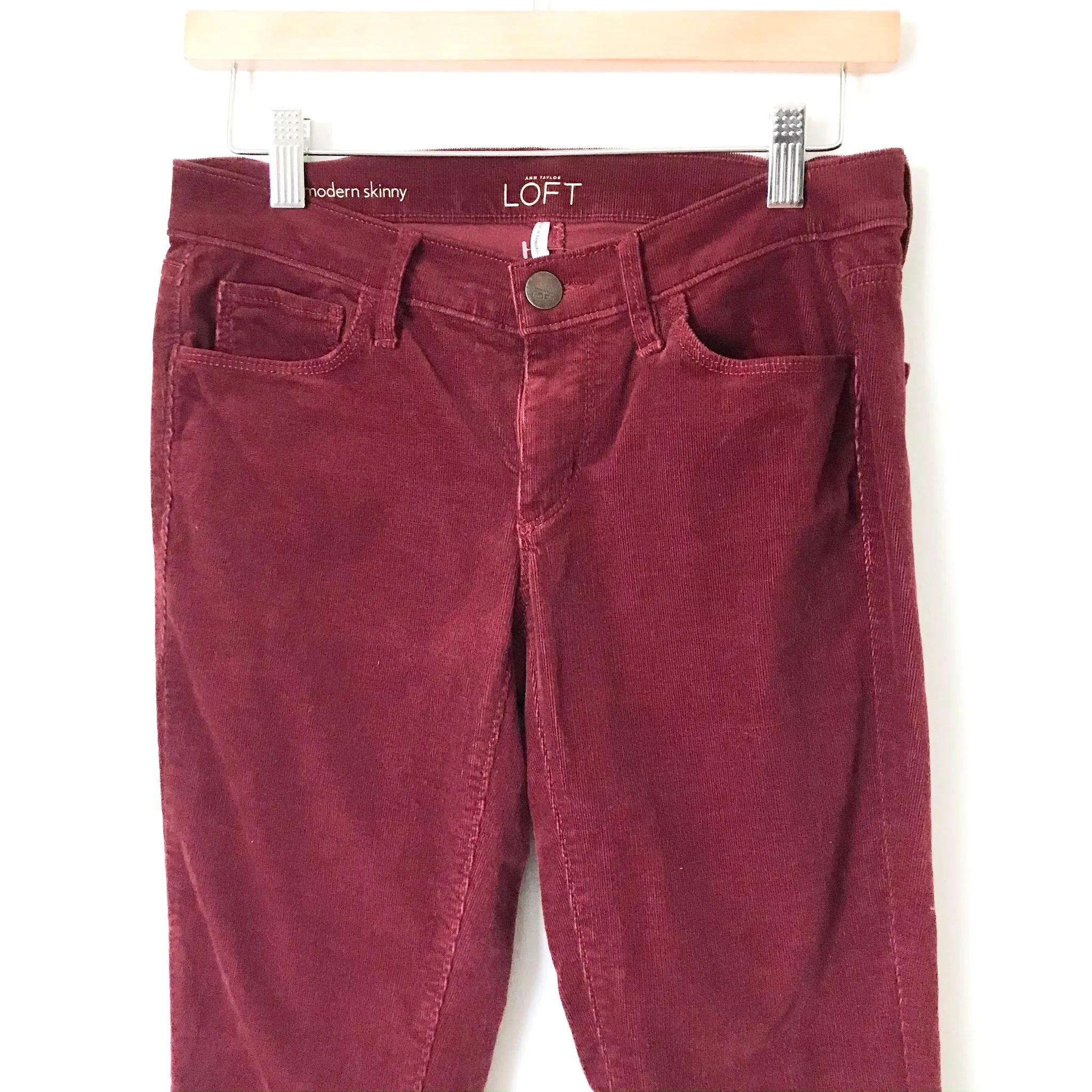 LOFT Burgundy Corduroy Modern Skinny Pants- Size 26/2 (Inseam 29.5")