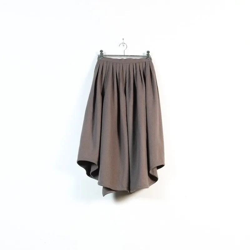 pleated flap skirt