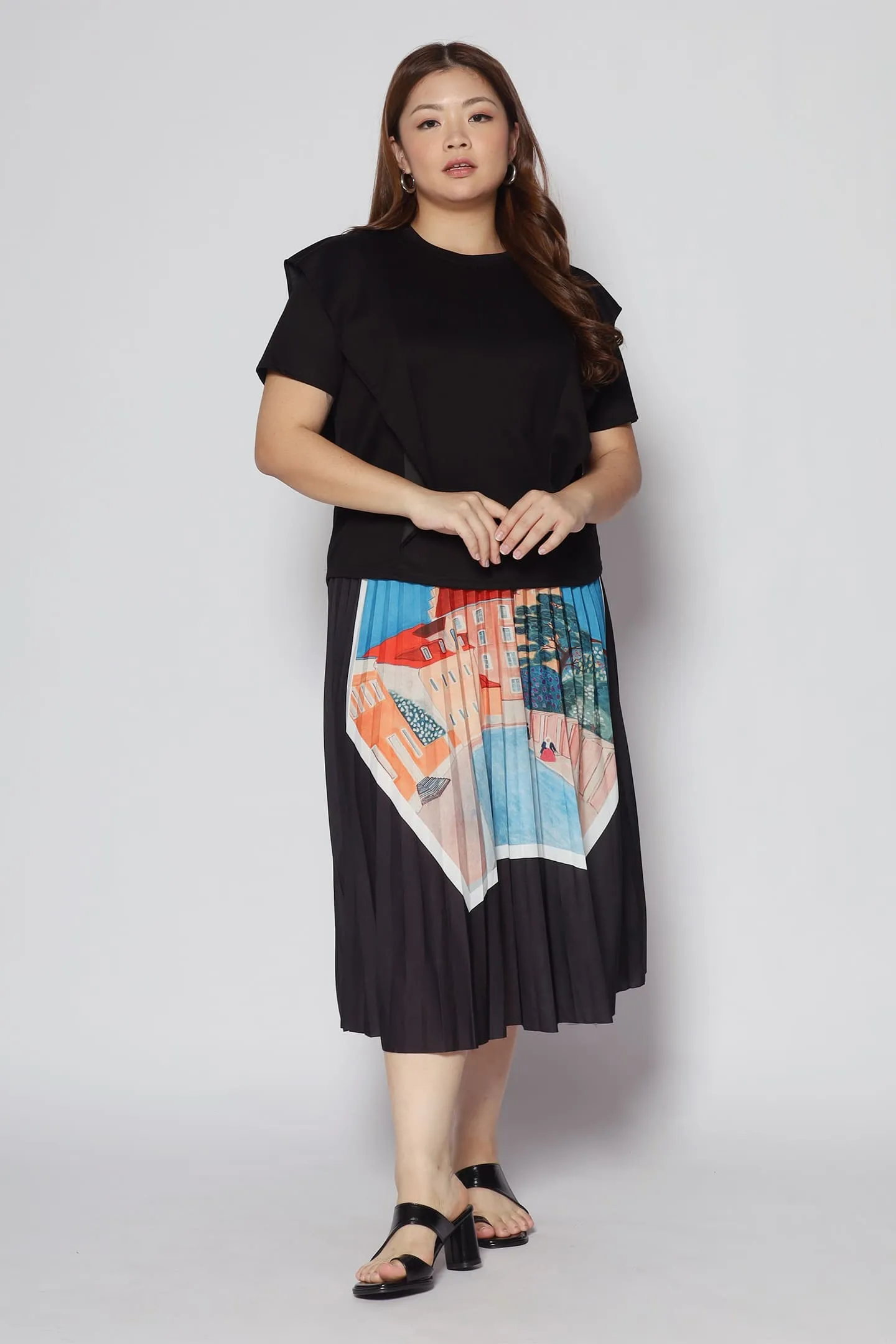 Quaint Building Pleated Skirt