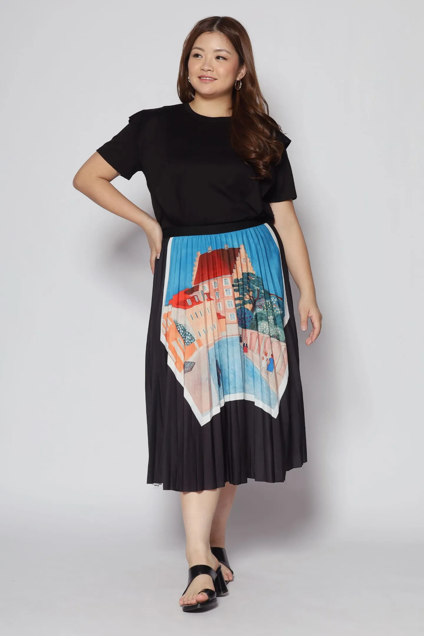 Quaint Building Pleated Skirt