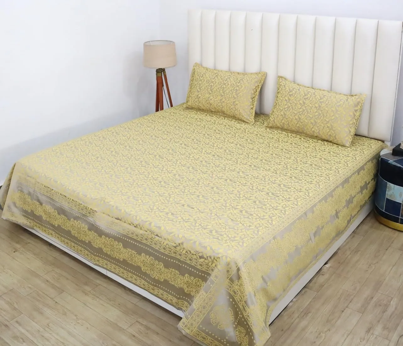 RD TREND 210 Tc Jacquard 100% Cotton Floral King Size 94 Inch (235 Cm) X 100 Inch (250Cm) Double Bedsheet With 2 Pillow Covers Color Yellow