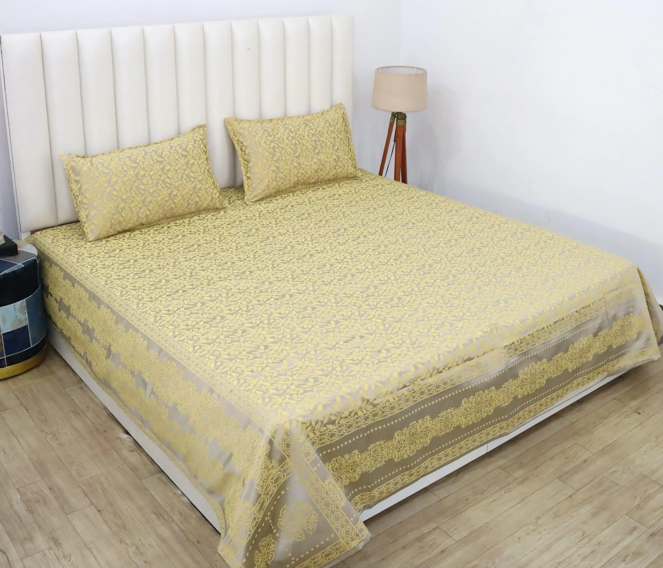 RD TREND 210 Tc Jacquard 100% Cotton Floral King Size 94 Inch (235 Cm) X 100 Inch (250Cm) Double Bedsheet With 2 Pillow Covers Color Yellow