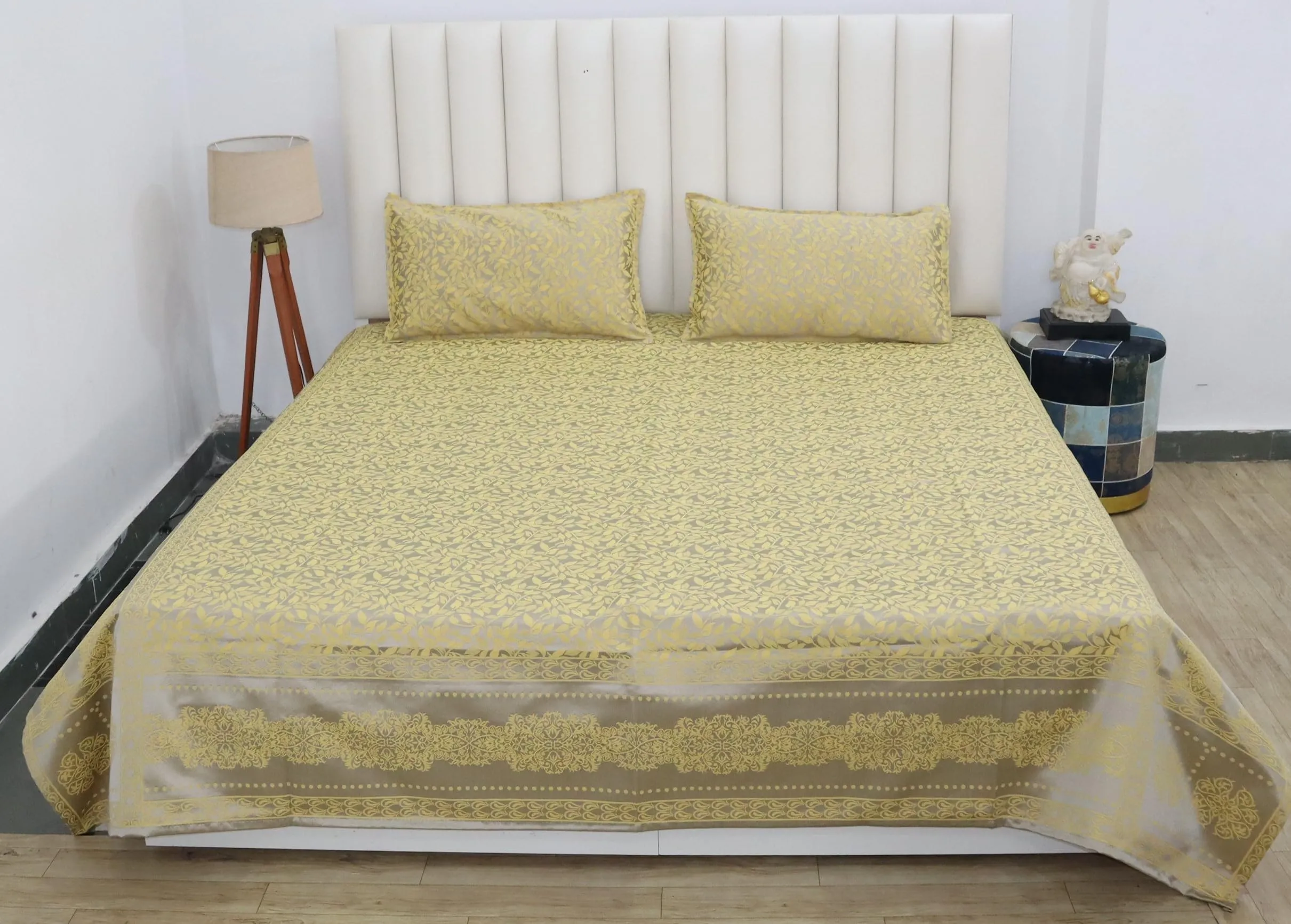 RD TREND 210 Tc Jacquard 100% Cotton Floral King Size 94 Inch (235 Cm) X 100 Inch (250Cm) Double Bedsheet With 2 Pillow Covers Color Yellow