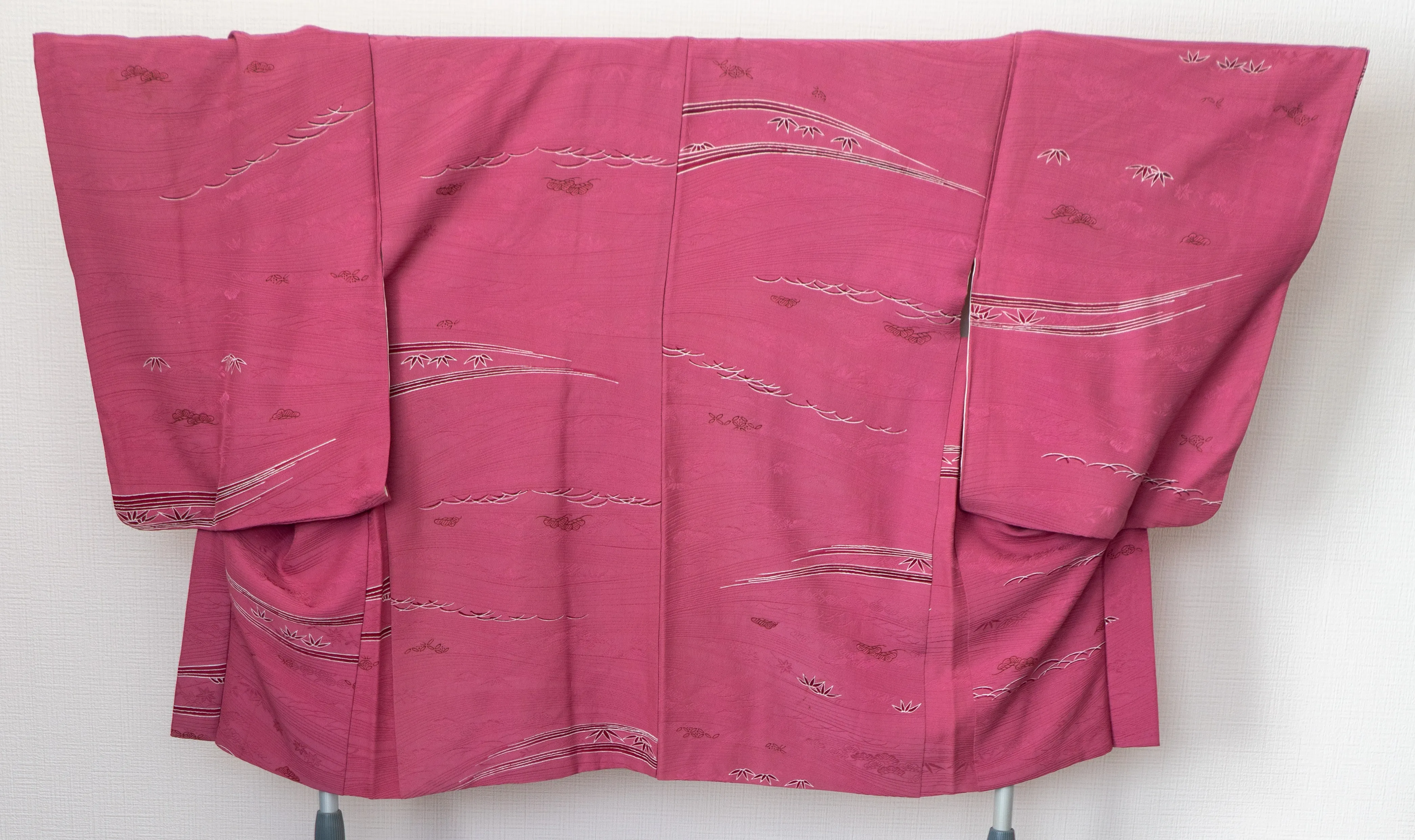 Silk Pink Haori with Outdoors Patterns - Vintage Kimono Jacket - Grass Leaves Fields Hills Japanese