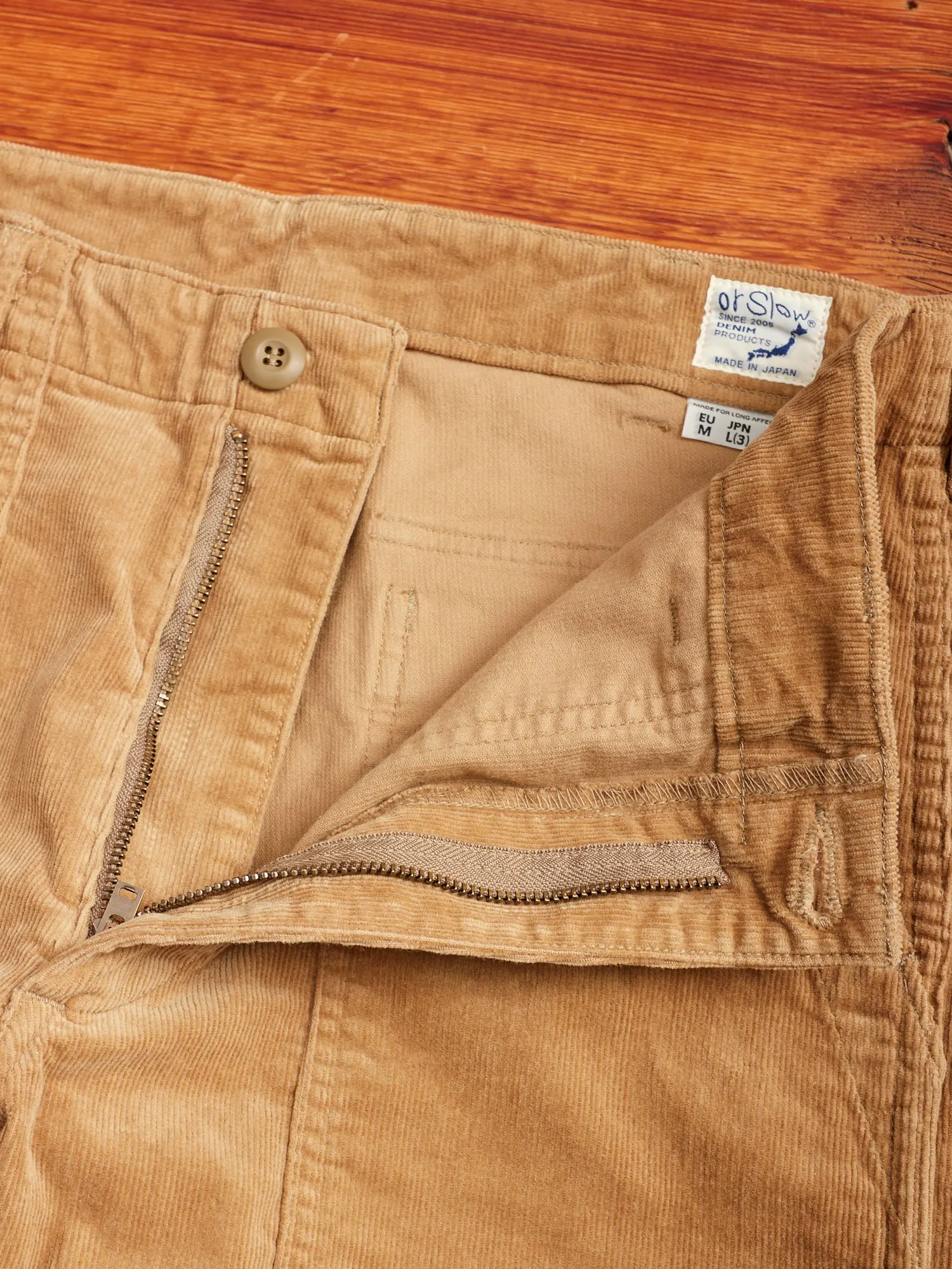 Slim Fatigue Pants in Beige Corduroy