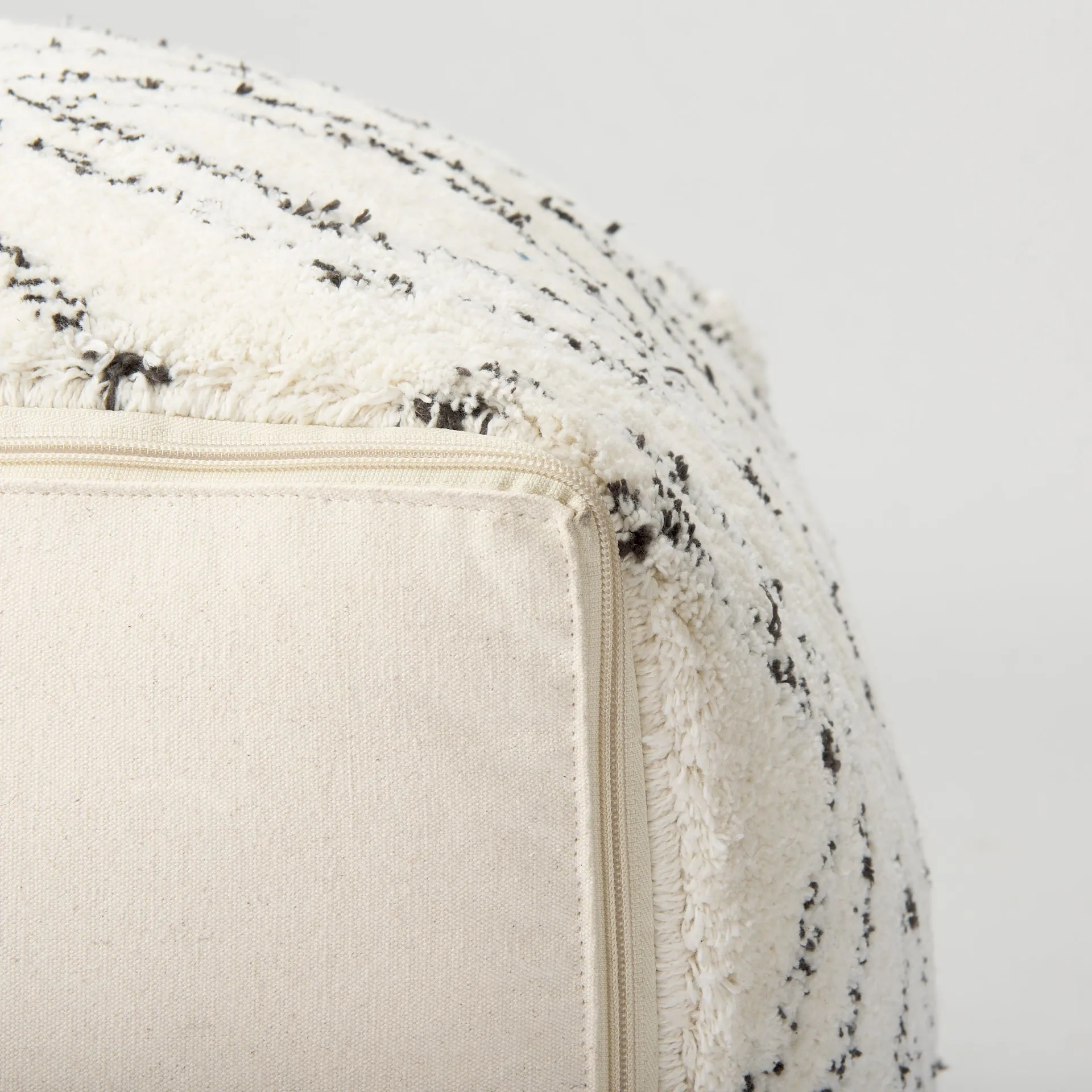 Tapir Pouf Beige Cotton