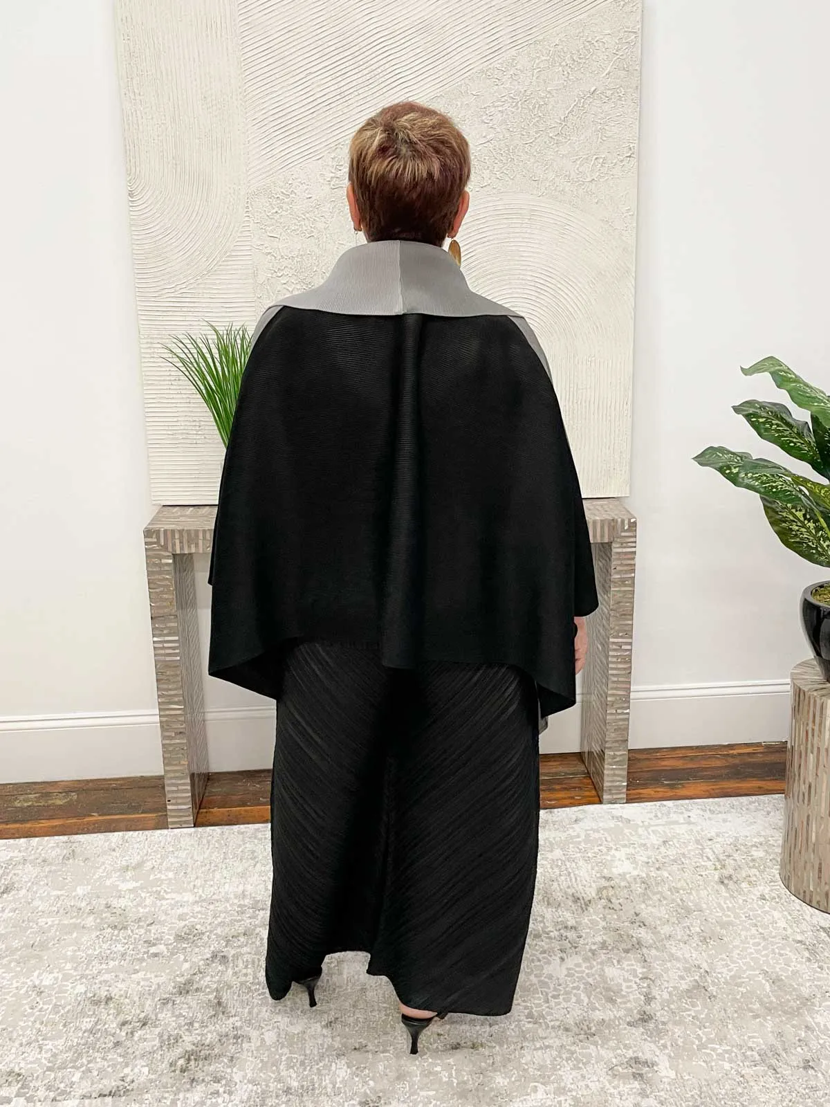 Two Tone Kimono Jacket, Black/Grey